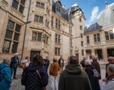 DES GROUPES TOUJOURS PLUS NOMBREUX À DÉCOUVRIR LE CHER